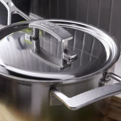 Sauce pan with lid, 4.25 qt, 18/10 Stainless Steel
