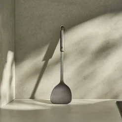 Silicone, Turner